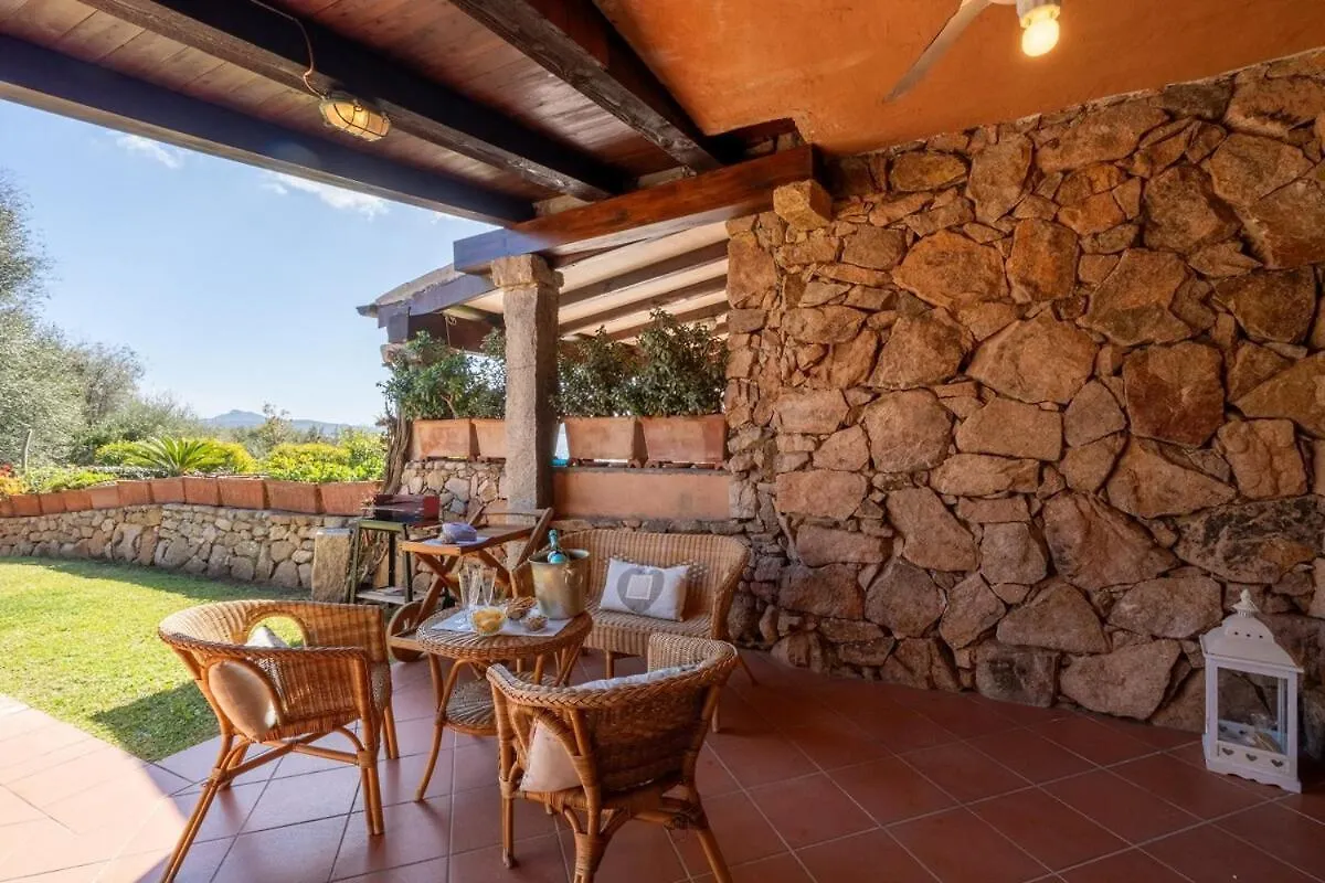 Esclusiva Punta Volpe, Villetta Con Accesso Sul Mare 罗马 别墅